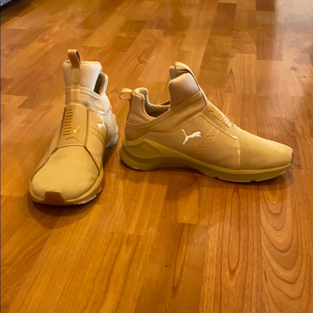 Puma sneakers